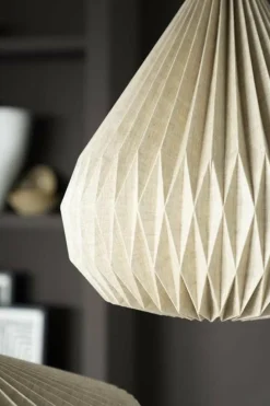 By Boo Hanglamp Zuki – Type 3