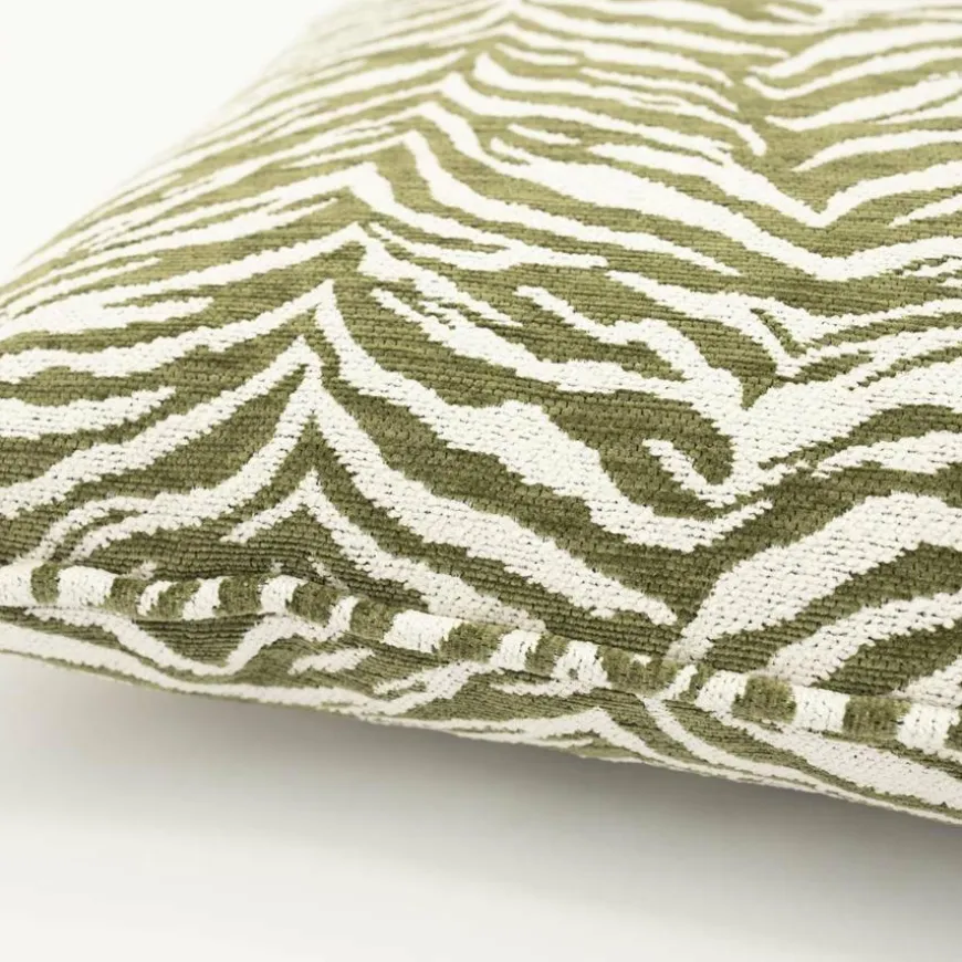 By Boo Kussen Tigra 45x45 cm - groen