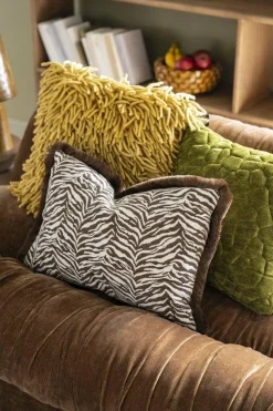 By Boo Kussen Tigra 40x60 cm - bruin