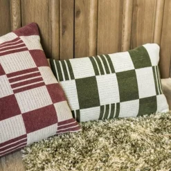 By Boo Kussen Twist 45x45 cm - burgundy