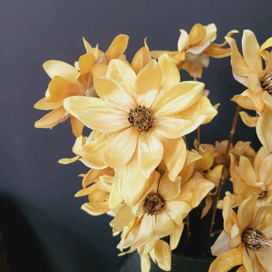 Countryfield Kunsttak Magnolia geel / goud