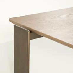 Eleonora Salontafel Robert - bruin