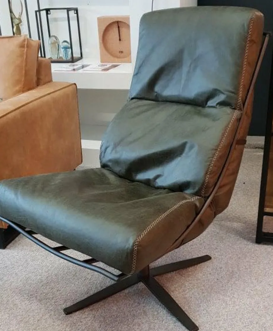 Het Anker Draaifauteuil Rasmus L60 met gestoffeerde armleuning