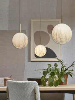 it's about RoMi Hanglamp glas/ijzer Carrara bol wit marmerprint/goud S