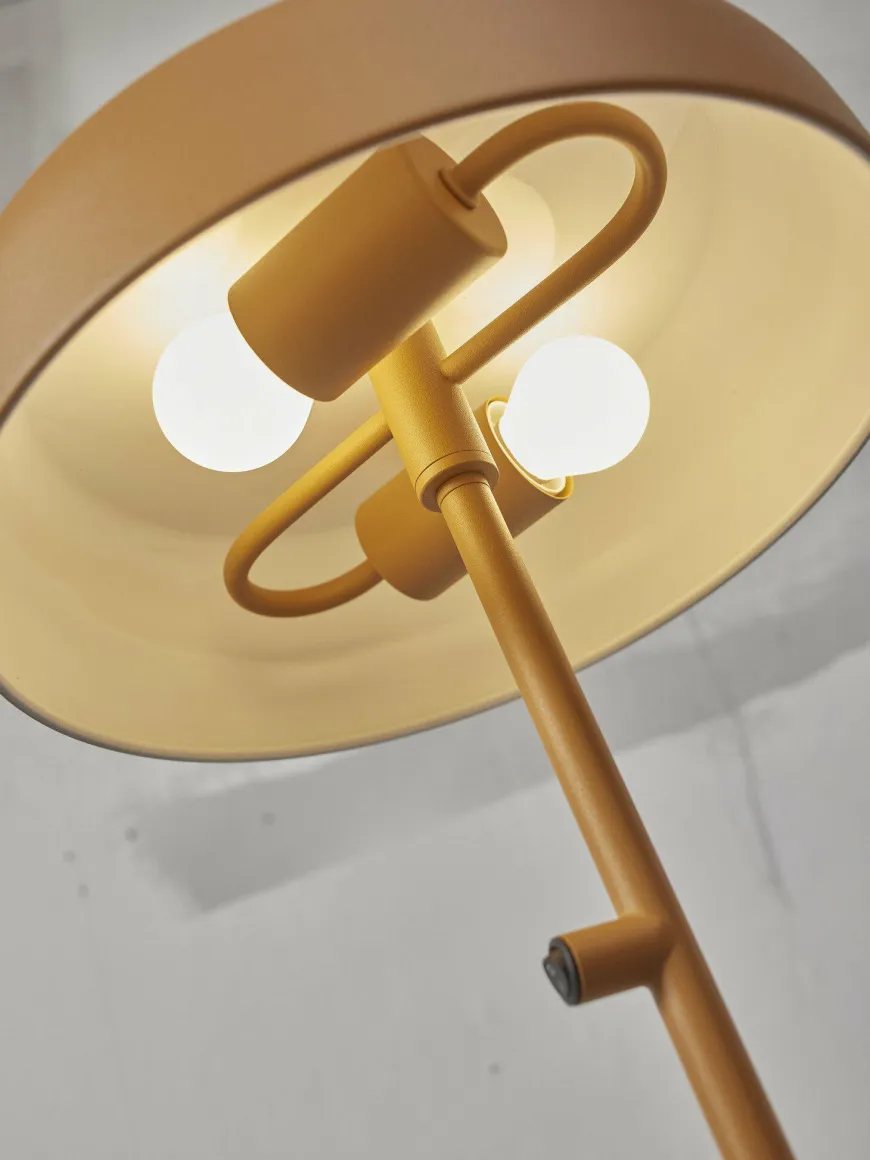 it's about RoMi Vloerlamp ijzer Porto mosterd