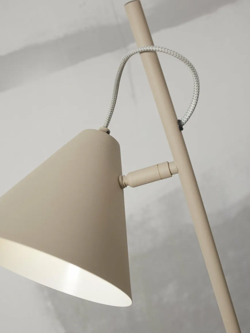 it's about RoMi Vloerlamp Lisbon puntkap zand