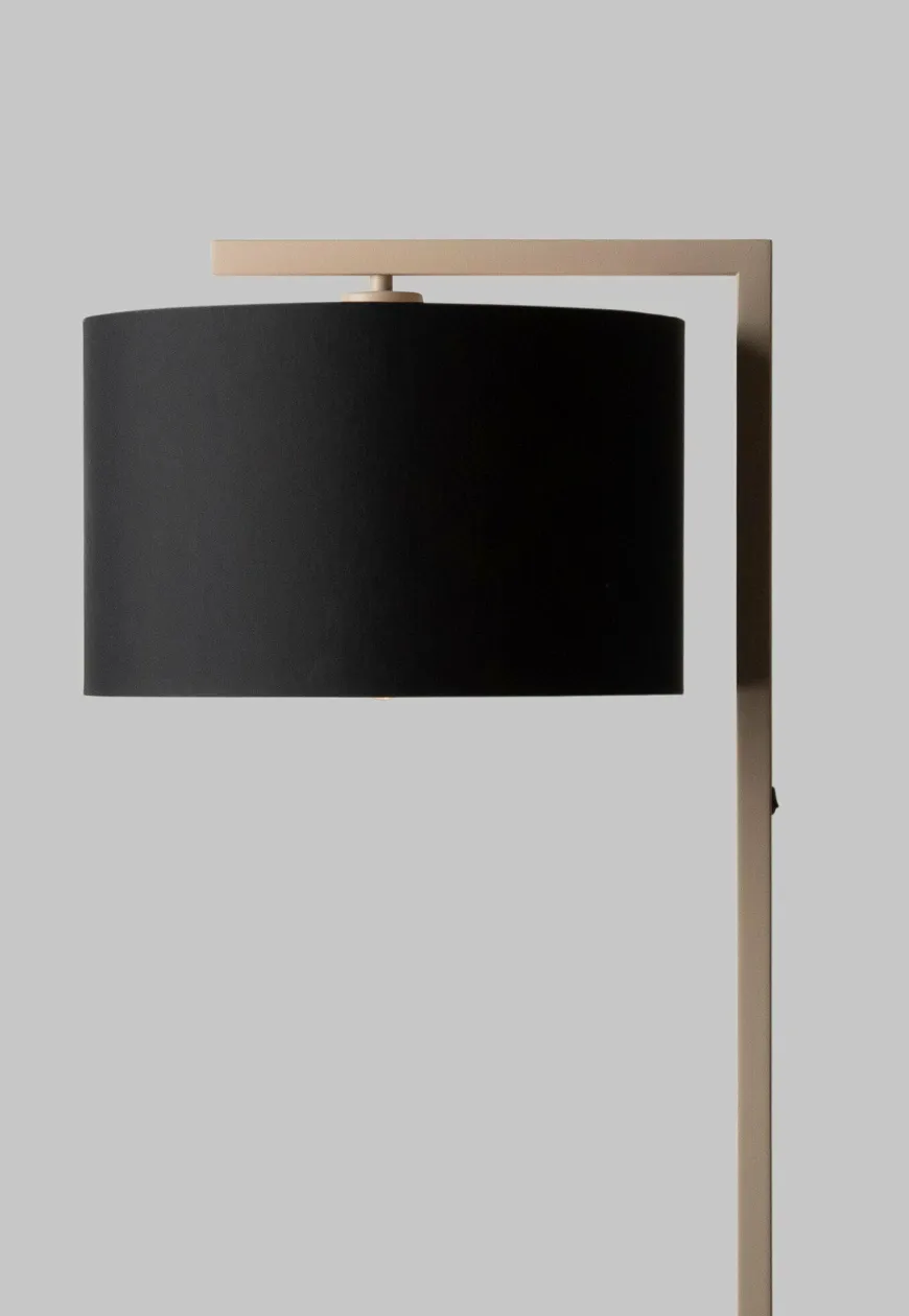 it's about RoMi Vloerlamp Boston zand/kap 3220 zwart