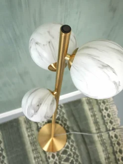 it's about RoMi Voerlamp glas/ijzer Carrara 3-bol wit marmerprint/goud