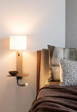 it's about RoMi Wandlamp Florence+leeslamp zand/kap 1815 wit