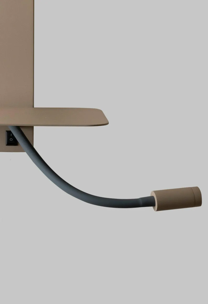 it's about RoMi Wandlamp Florence+leeslamp zand/kap 1815 wit