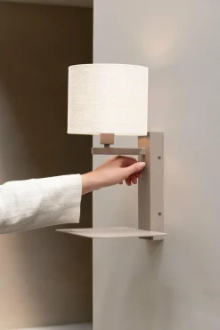 it's about RoMi Wandlamp Florence zand/kap 1815 wit