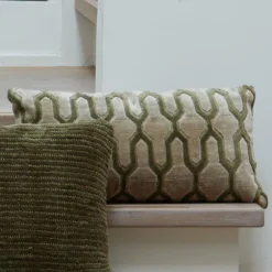 Light en Living Kussen 60x30 cm JEMBANA zand+olijf groen