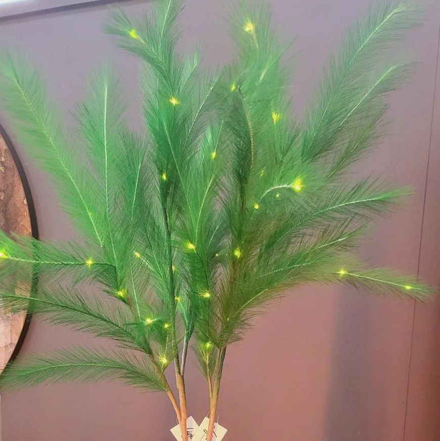 Light en Living Ornament LED 110 cm FEATHER donker groen