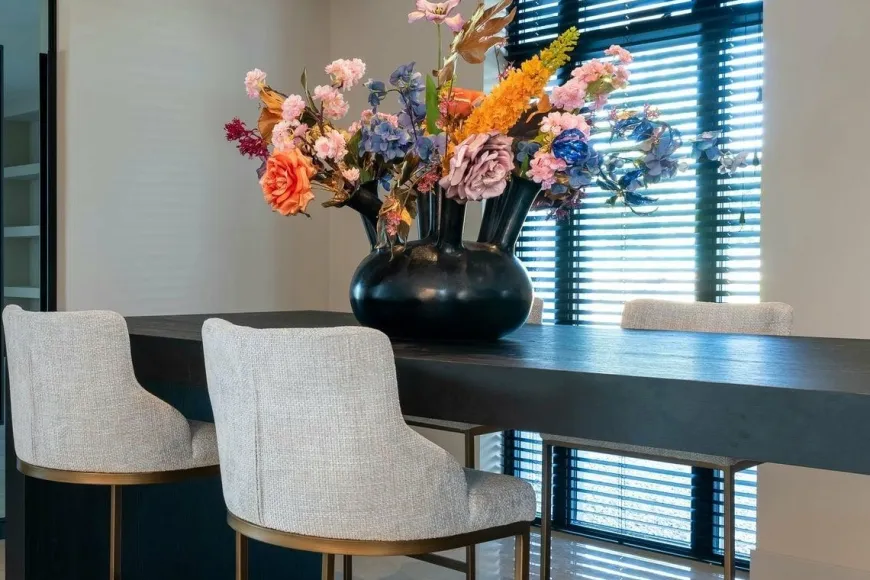 Richmond Interiors Barstoel Bolton natural renagade met geborsteld goud