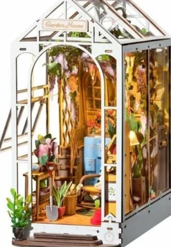 Robotime Houten Bouwpakket Book Nook Garden House