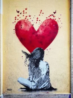 Wandkraft Heart Girl
