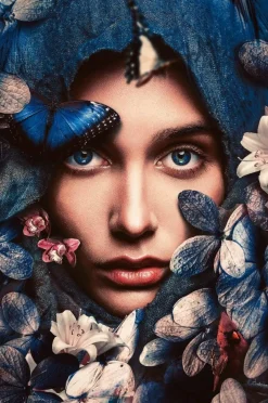 Wandkraft The Mesmerizing Eyes