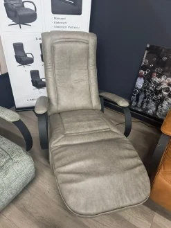 WoonMax Relaxfauteuil Queen Mustang Taupe elektrisch met accu - Showroommodel