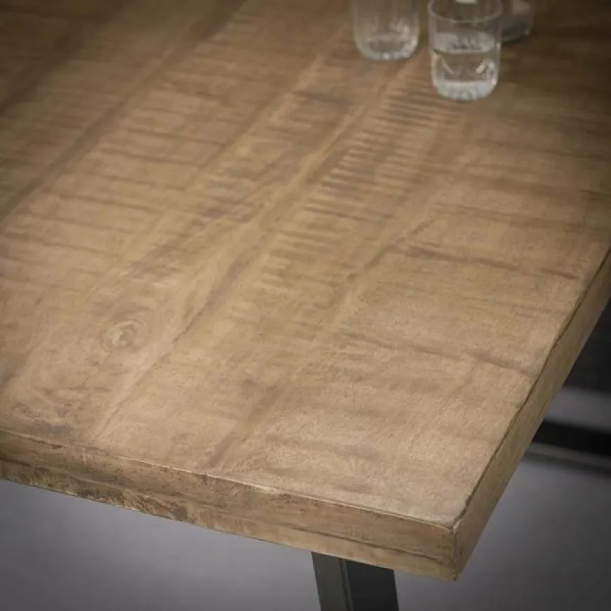 WoonStijl Bartafel 135x70 massief trapeziumvormig