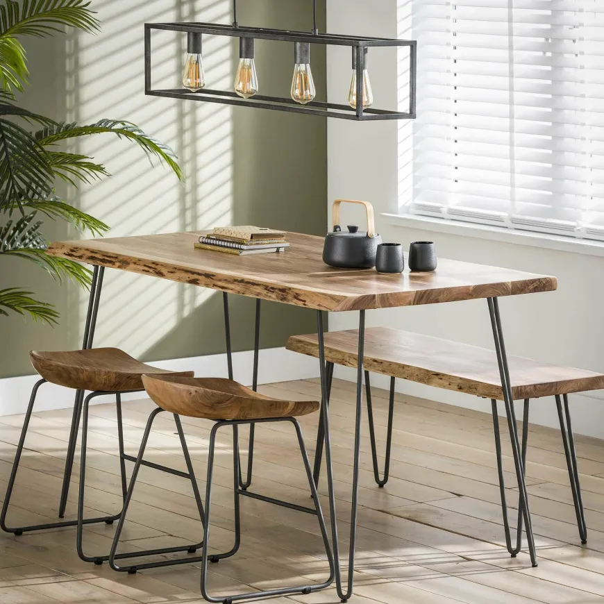 WoonStijl Eetkamertafel edge Massief acacia naturel - 130 cm