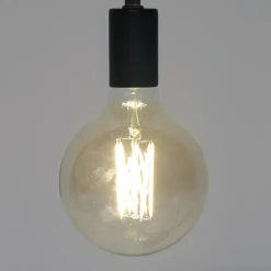 WoonStijl Lichtbron LED filament bol Ø12 5 - E27 6W 2100K 450lm dimbaar / Amberkleurig glas