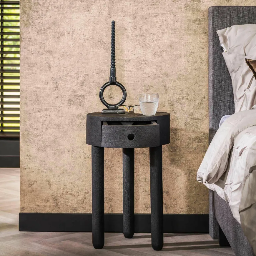 WoonStijl Nachtkastje Round zwart acacia met 1 lade