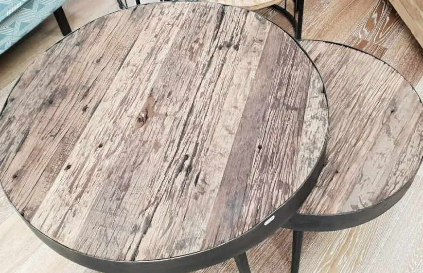 WoonStijl Set van 2 bijzettafels robuust doorleefd hardhout