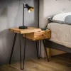 WoonStijl Sidetable / nachtkastje live edge links