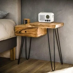 WoonStijl Sidetable / nachtkastje live edge links