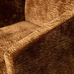 Woood MOUNT eetkamerstoel met armleuning 3D chenille midden bruin